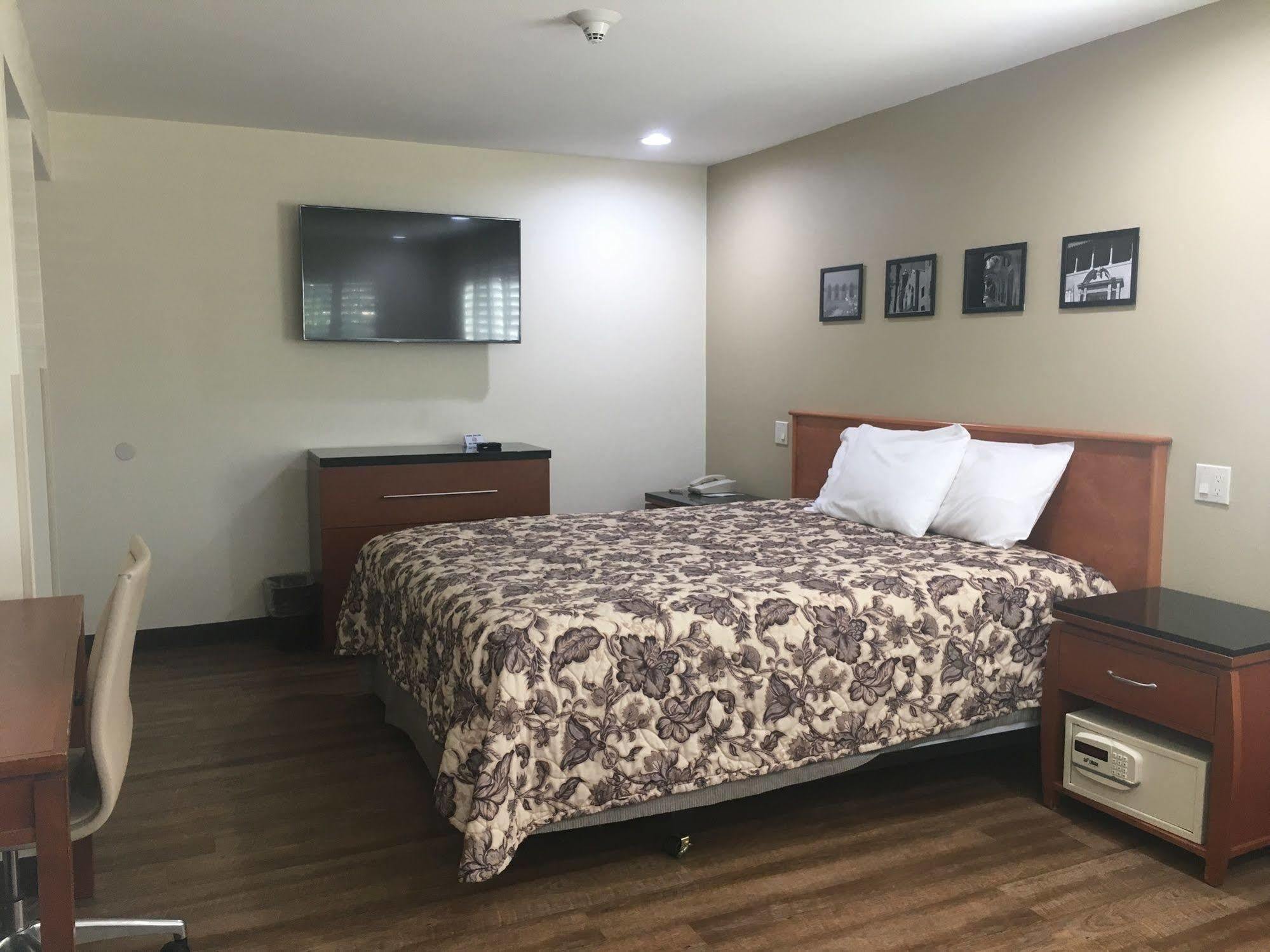 Simply Home Inn & Suites - Riverside Luaran gambar